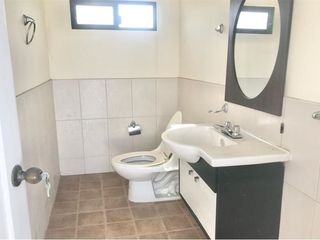 Foto 11 de casa en urbanizacion privada de venta en manta B/L