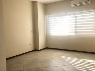 Foto 12 de casa en urbanizacion privada de venta en manta B/L