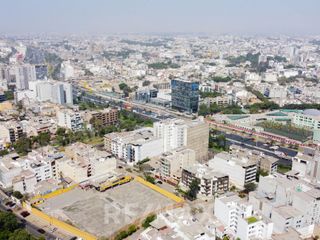 Foto 10 de ALQUILER DE CASA EN SURCO 440 M2 PARA USO COMERCIAL