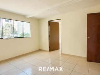 Foto 24 de ALQUILER DE CASA EN SURCO 440 M2 PARA USO COMERCIAL