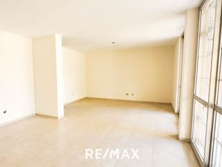 Foto 38 de ALQUILER DE CASA EN SURCO 440 M2 PARA USO COMERCIAL