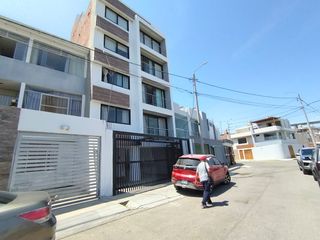 Foto 1 de Se Vende Hermoso Departamento Triplex, Miraflores Country Club.ID: 1116600