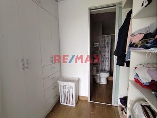 Foto 12 de Se Vende Hermoso Departamento Triplex, Miraflores Country Club.ID: 1116600