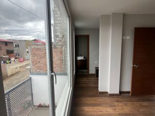 Foto 10 de C1430 MODERNA CASA VIP DE TRES PLANTAS EN VENTA, Sector Huizhil C1430