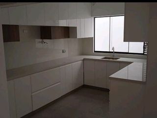 Foto 53 de Vendo lindo Dpto Duplex de estreno en Chacarilla - Surco en primer piso con terraza y frente a parque.