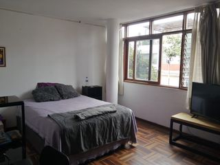 Foto 8 de VENTA AMPLIO DPTO EN URB. SAN JOAQUIN, BELLAVISTA