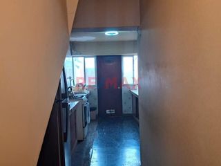 Foto 10 de VENDO CASA COMO TERRENO EN PUEBLO LIBRE CERCA A LA UNION Y LA CATÓLICA