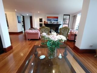 Foto 3 de EXCLUSIVO APARTAMENTO BALCONES DE LINDARAJA- PRECIOSA VISTA