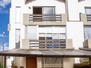 Foto 4 de Chía vendo casa de tres niveles, excelente ubicación