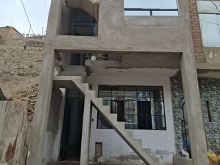 Foto 1 de CASA EN VENTA CERCA DE LA AV. NESTOR GAMBETA