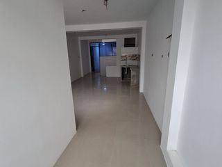 Foto 6 de CASA EN VENTA CERCA DE LA AV. NESTOR GAMBETA