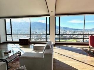 Foto 3 de Departamento de renta de 3 dormitorios en sector la Iñaquito, Carolina, Quito Ecuador