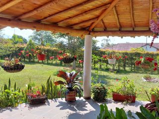 Foto 4 de CABAÑA DE 7 HABITACIONES MUY BIEN UBICADA