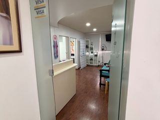 Foto 9 de ¡Tu Consultorio Ideal Para Brillar En Medicina Estética En Avenida De Alto Tránsito En San Borja!