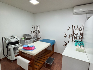 Foto 12 de ¡Tu Consultorio Ideal Para Brillar En Medicina Estética En Avenida De Alto Tránsito En San Borja!