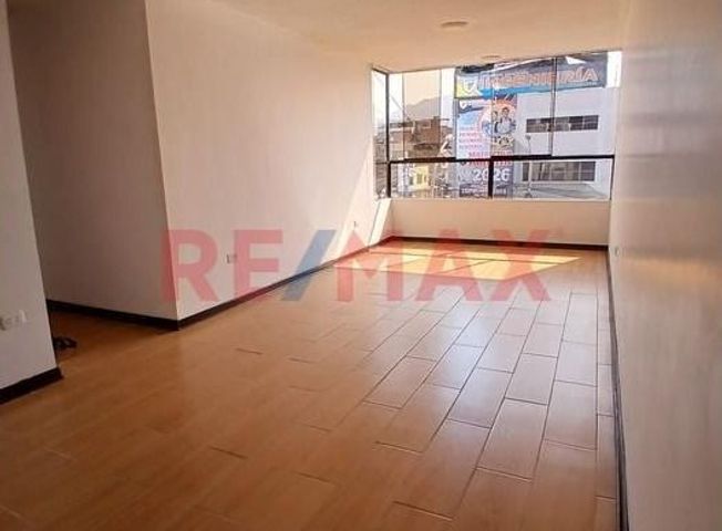 Departamento en Venta en Los Olivos - Widok 4