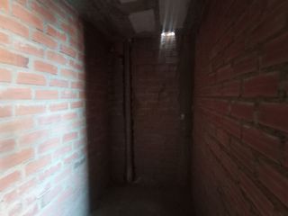 Foto 6 de VENDO AMPLIO DEPARTAMENTO FRENTE AL PARQUE MUY CERCA DE LA AVENIDA PRINCIPAL