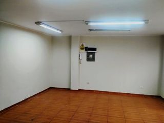 Foto 2 de Oficina en Limite de Surquillo con Miraflores !!!🤗