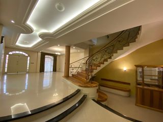Foto 1 de ¡En renta casa de 4 dormitorios en urbanización privada!