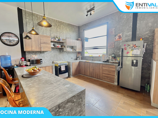 Foto 13 de VENDO CASA MODERNA en Urbanización Privada La Toscana, en Santo Domingo