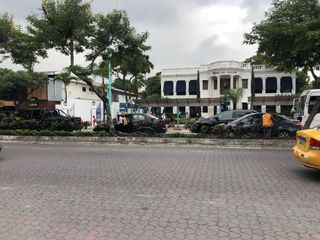 Foto 3 de Venta de Local en Urdesa Central, Victor Emilio Estrada,Guaayaquil