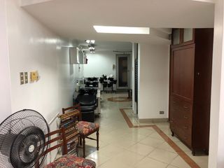 Foto 10 de Venta de Local en Urdesa Central, Victor Emilio Estrada,Guaayaquil