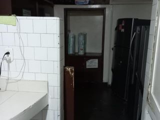 Foto 20 de Vendo amplia casa comercial rentando, Sector Conucos