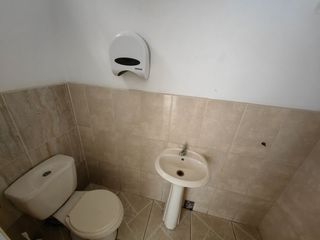 Foto 6 de Alquilo Casa En Urb Santa Rosa Del Palmar, Ideal Para Oficinas, Empresas