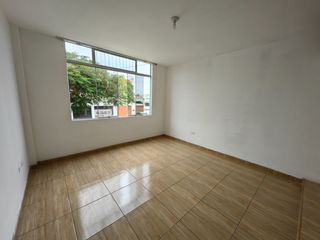 Foto 18 de Alquilo Casa En Urb Santa Rosa Del Palmar, Ideal Para Oficinas, Empresas