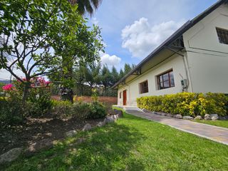 Foto 19 de Casa de venta de 3 dormitorios sector Lumbisí Cumbayá Quito Ecuador