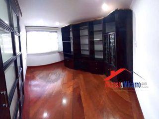 Foto 15 de Casa en Venta en Santa Paula, Bogotá