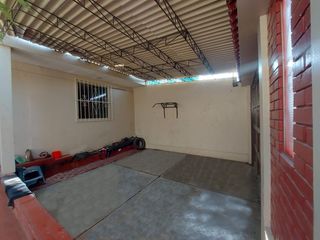 Foto 23 de Casa De 286Mt En Venta En Urbanizacion Almirante Miguel Grau En Ventanilla