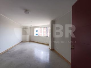 Foto 8 de VENTA OFICINA EN CARCADO DE LIMA