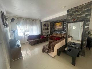 Foto 2 de En venta casa de 3 dormitorios en Urb.Brisas del Norte en Via Samborondón,Salitre. (JP)