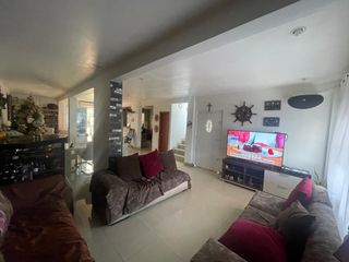 Foto 8 de En venta casa de 3 dormitorios en Urb.Brisas del Norte en Via Samborondón,Salitre. (JP)