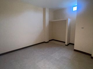 Foto 18 de En venta casa rentera en cdla.Bellavista en sector con portón. (JP)