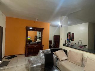 Foto 10 de En venta casa rentera en cdla.Bellavista en sector con portón. (JP)