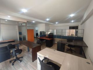 Foto 1 de Oficina en Venta Norte de Quito