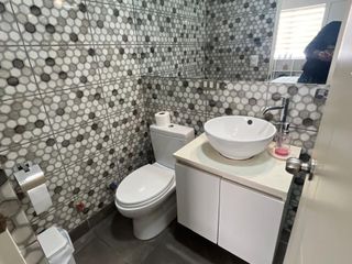 Foto 5 de ocasión venta dpto. lince  av prolongación Iquitos 75mt/ Incluye cochera