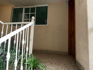 Foto 14 de Vendo Departamento Grande.