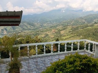Foto 6 de VENTA DE FINCA TIPO CHALET DE BUGA, VALLE DEL CAUCA