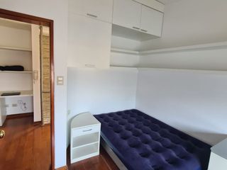 Foto 18 de Depa duplex en alquiler super iluminado de 2 dormitorios en San Isidro a 1 cuadra del Olivar
