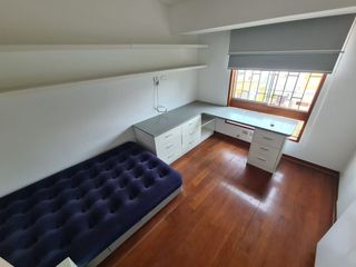 Foto 19 de Depa duplex en alquiler super iluminado de 2 dormitorios en San Isidro a 1 cuadra del Olivar