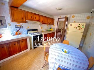 Foto 10 de ¡Ocasión! Surco, en Venta Casa Frente a Parque con Jardín y Terraza - 200 m²-  3 Pisos