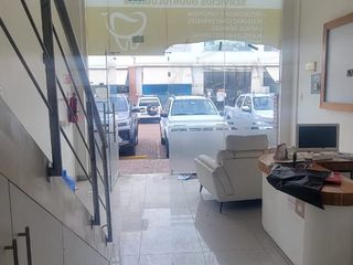 Foto 12 de En venta consultorio dental full equipado en Mix Center, Av. Leon Febres Cordero