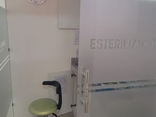 Foto 22 de En venta consultorio dental full equipado en Mix Center, Av. Leon Febres Cordero