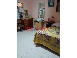Foto 8 de Venta De Hermosa Casa En Ate