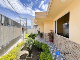 Foto 9 de Casa con terreno en venta en el pedestal