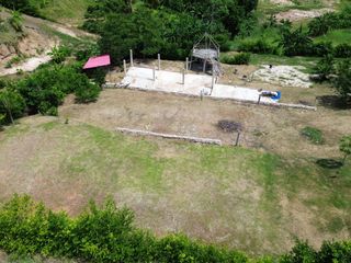 Foto 7 de Terreno de 1925 m² con gran potencial: Si les gusta la vida en el campo, pero no quieren estar aislados, esta es una buena opción.