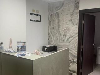 Foto 2 de Consultorio de venta en La Clínica Alcivar Torre 5